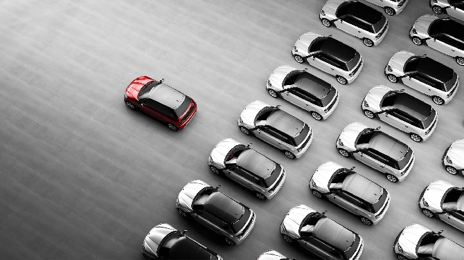 Is it Better to Buy or Lease a Car for Your Small Business?
