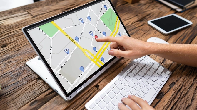 How Does A GPS Tracker Work?