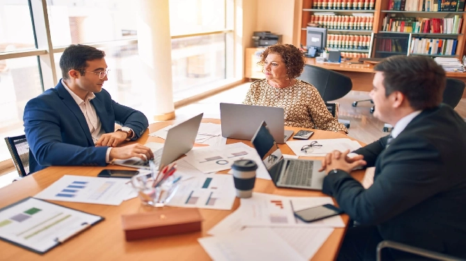 4 Ways A Law Firm Can Help Your Small Business